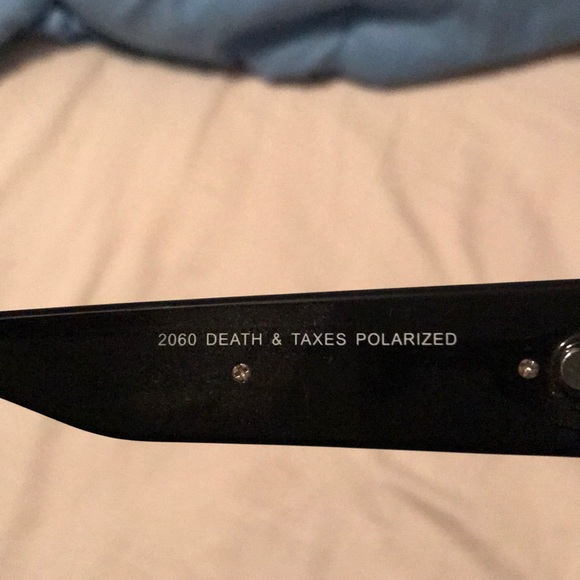 Sunglasses - Picture 4 of 7